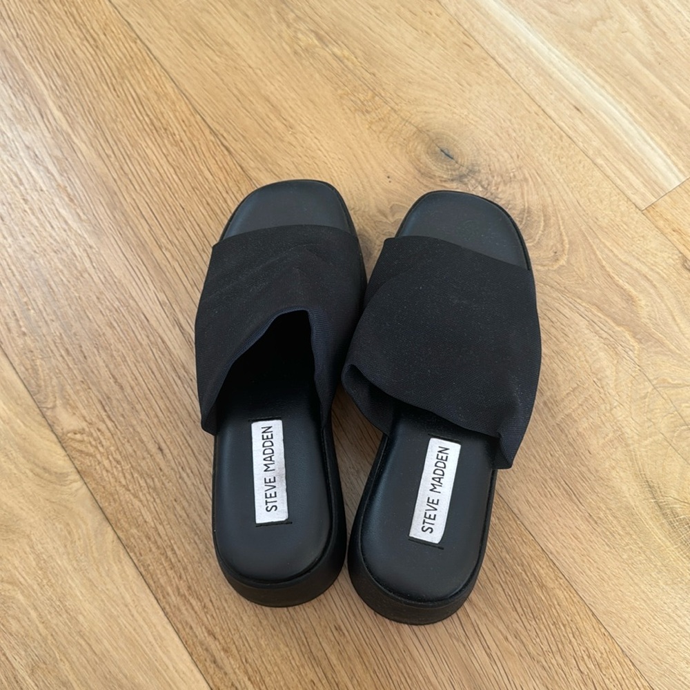 Steve Madden Platform Sandals